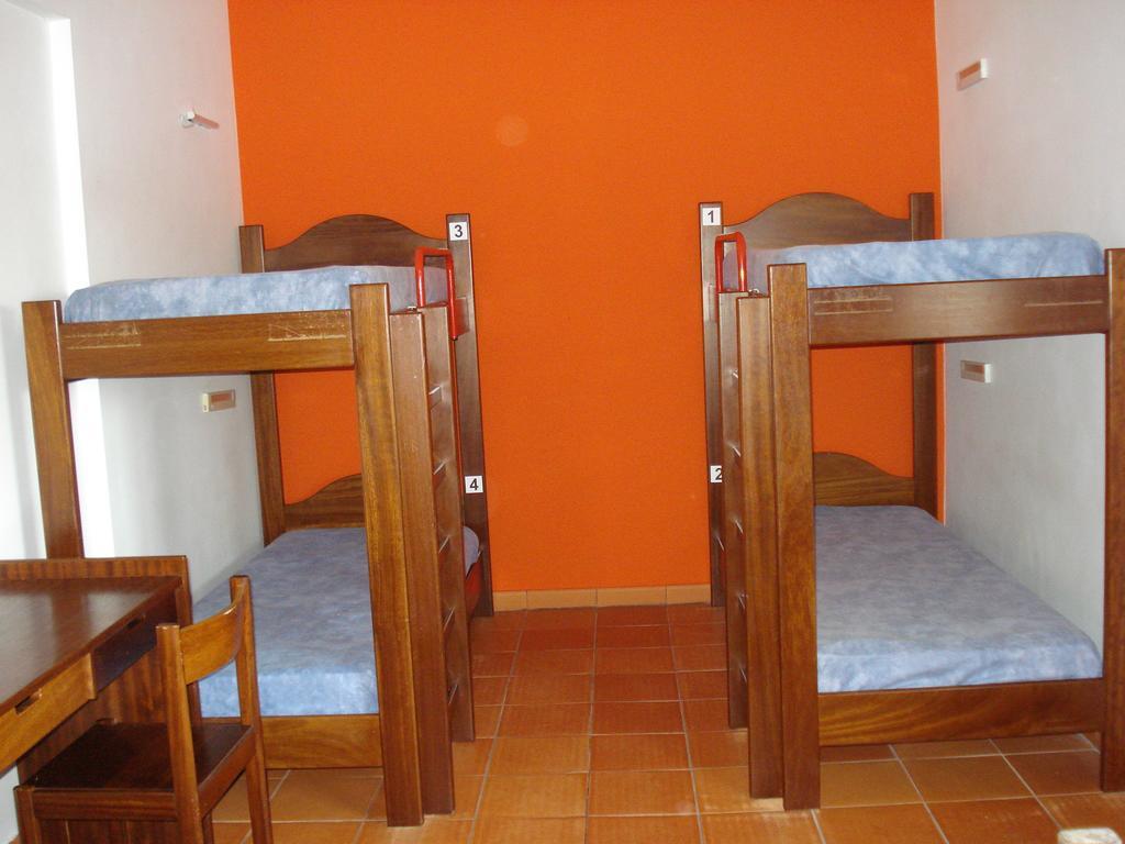 Hostel Hi Almograve - Pousada De Juventude Pokój zdjęcie